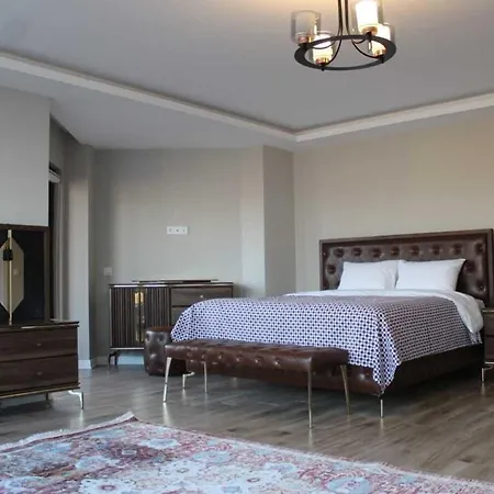 Luxury 5 Bedroom Apartment With Breathtaking Sea View